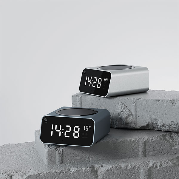 Xoopar Reddi Travel Clock